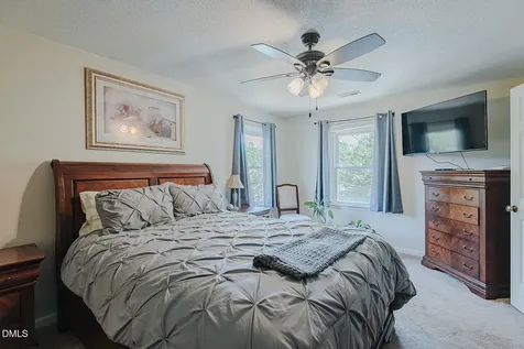 816 Cornwallis Drive Burlington NC 27215