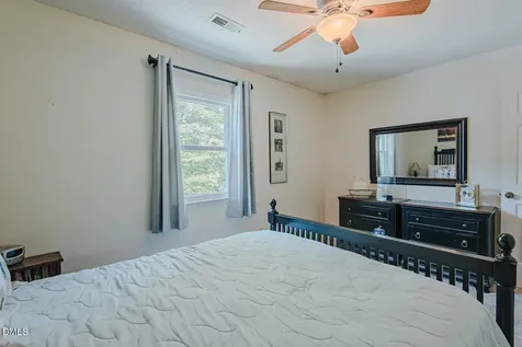 816 Cornwallis Drive Burlington NC 27215