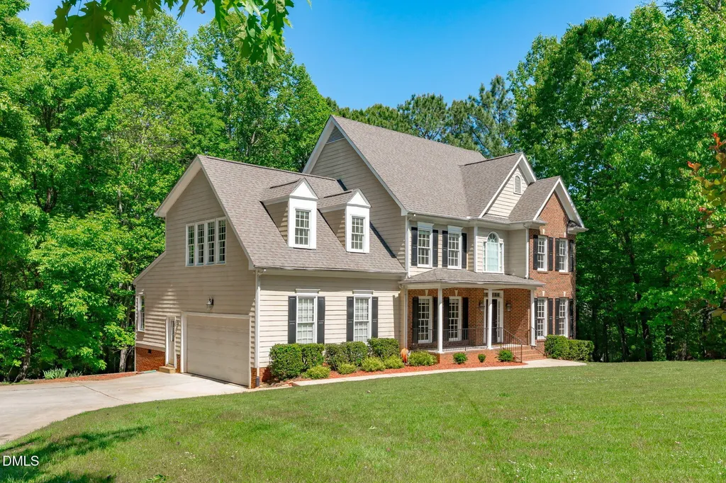 2929 Sunnystone Way Raleigh NC 27613