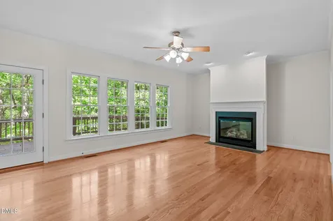 2929 Sunnystone Way Raleigh NC 27613