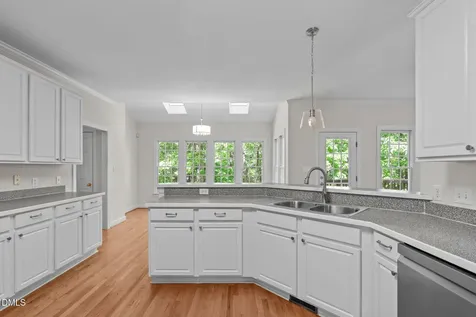 2929 Sunnystone Way Raleigh NC 27613