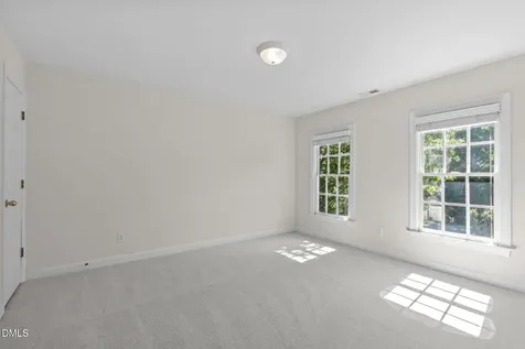 2929 Sunnystone Way Raleigh NC 27613