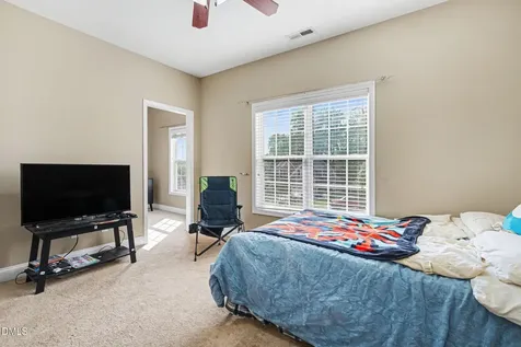 3205 Dove Hunter Circle Fayetteville NC 28306