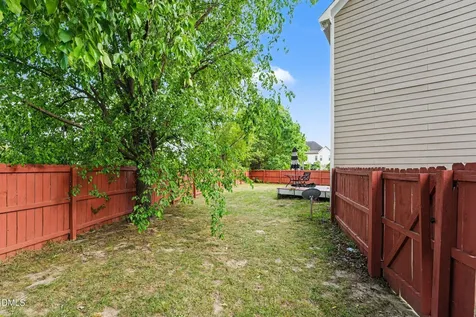 3205 Dove Hunter Circle Fayetteville NC 28306