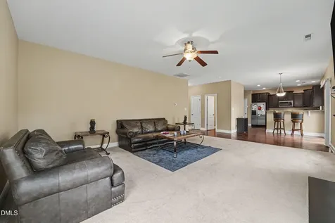 3205 Dove Hunter Circle Fayetteville NC 28306