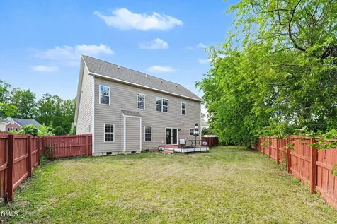 3205 Dove Hunter Circle Fayetteville NC 28306