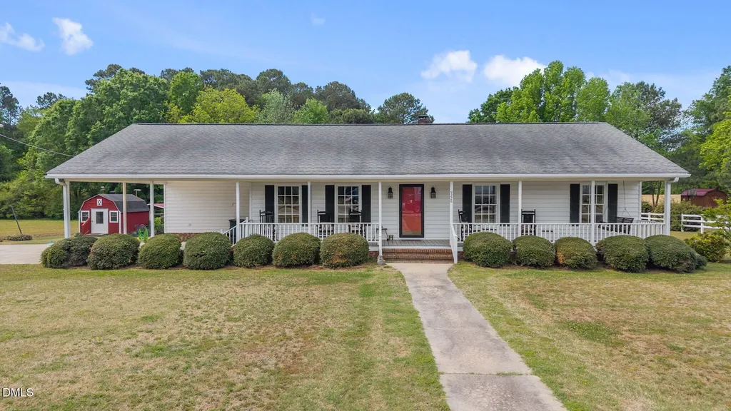 9228 Main Street Castalia NC 27816