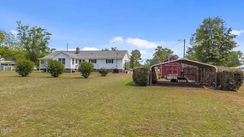 9228 Main Street Castalia NC 27816