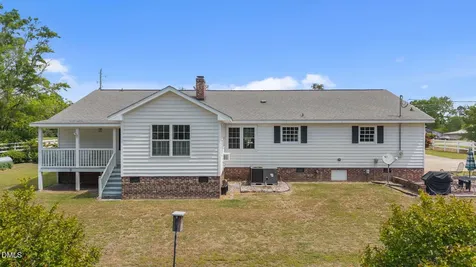 9228 Main Street Castalia NC 27816