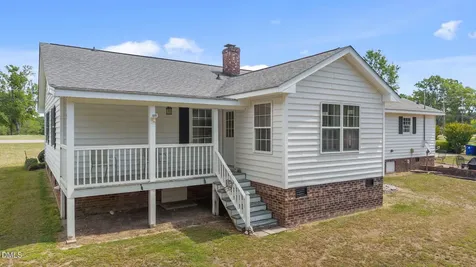 9228 Main Street Castalia NC 27816
