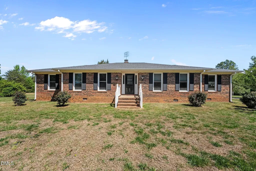 1753 Altamahaw Union Ridge Road Burlington NC 27217