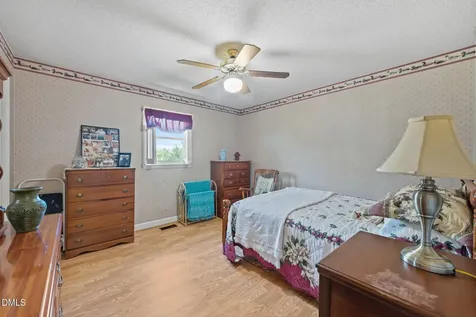 1753 Altamahaw Union Ridge Road Burlington NC 27217
