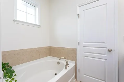 10116 Barnhart Way Raleigh NC 27617