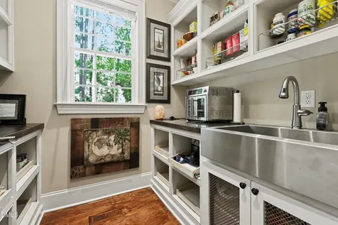 1724 River Bend Lane Raleigh NC 27610