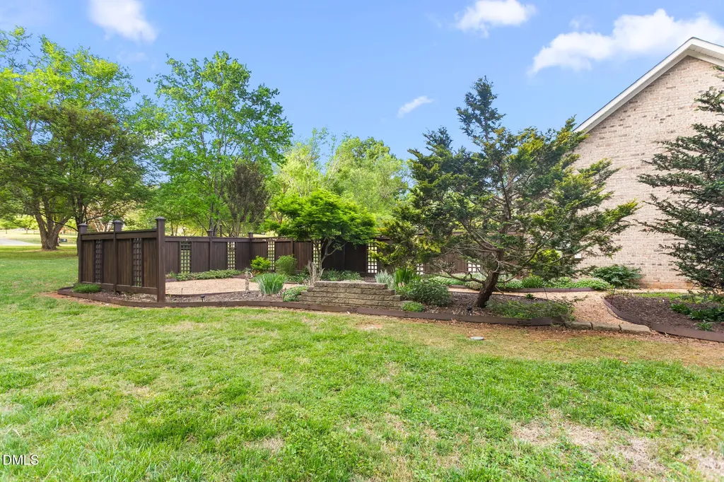 2636 Farmpond Court Haw River NC 27258