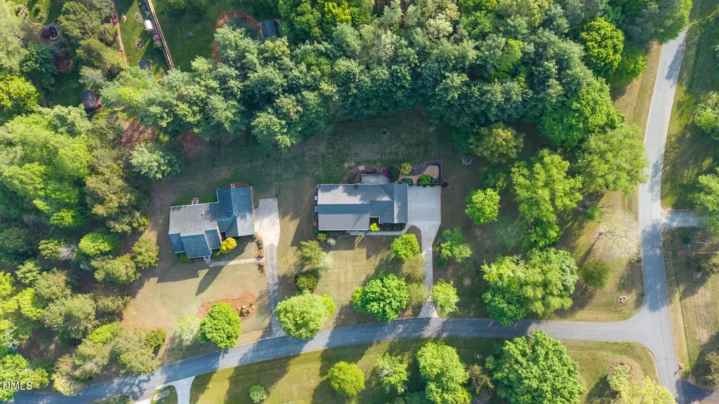 2636 Farmpond Court Haw River NC 27258