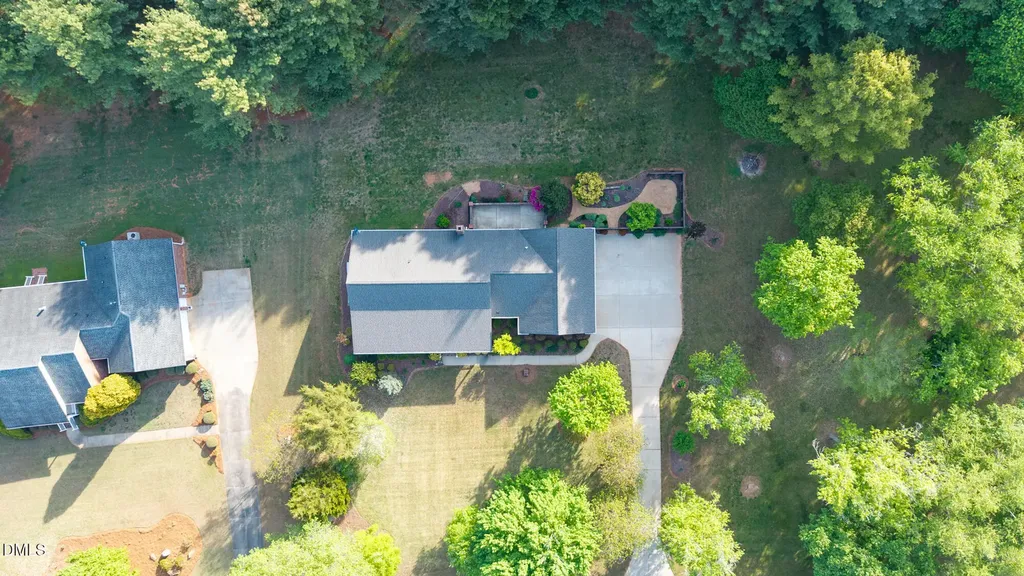 2636 Farmpond Court Haw River NC 27258