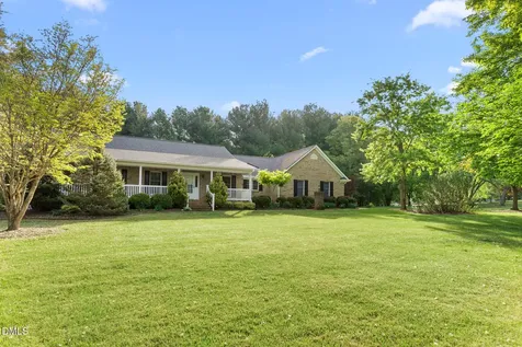 2636 Farmpond Court Haw River NC 27258