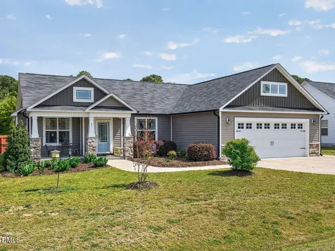 21 Delta Place Smithfield NC 27577