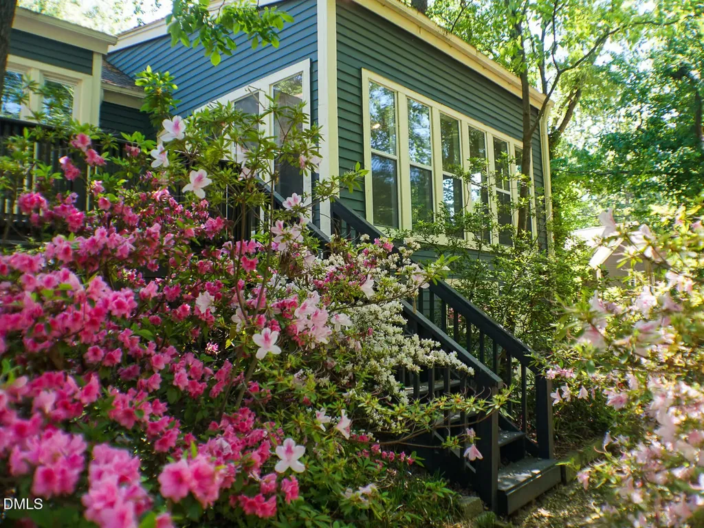 5809 Sentinel Drive Raleigh NC 27609