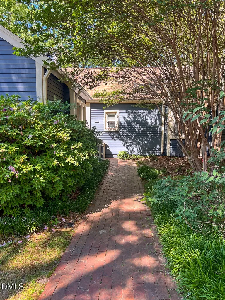 5809 Sentinel Drive Raleigh NC 27609