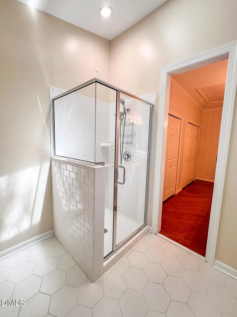 5809 Sentinel Drive Raleigh NC 27609