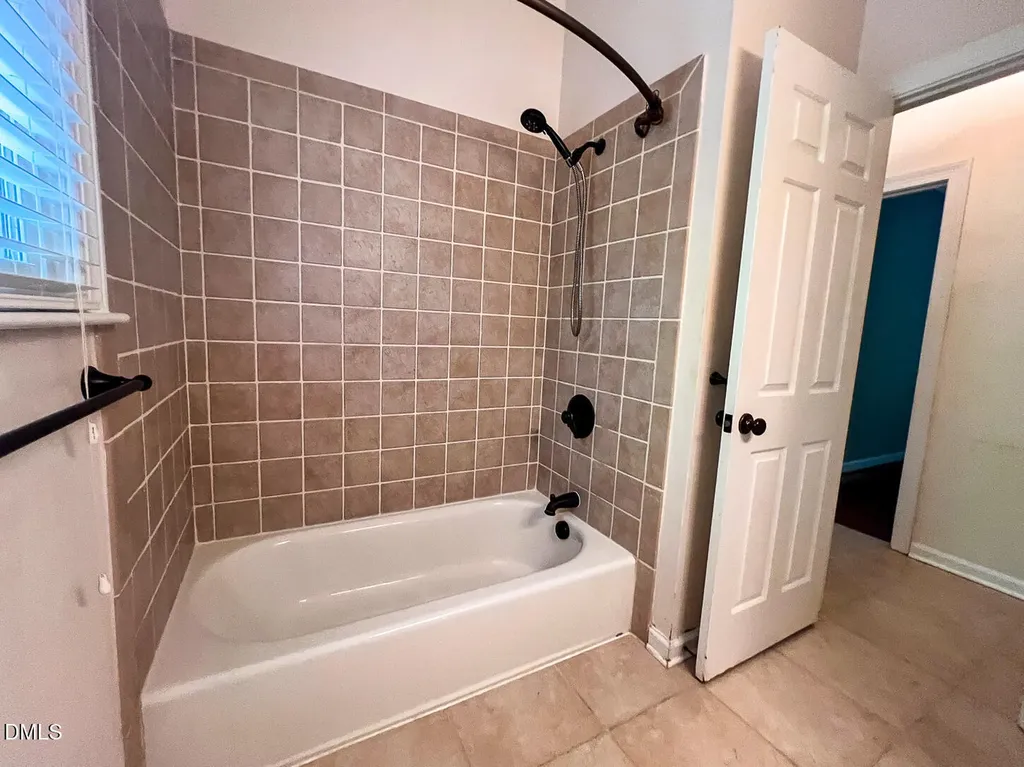 5809 Sentinel Drive Raleigh NC 27609