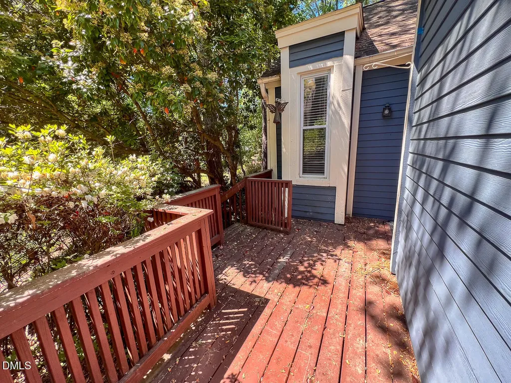 5809 Sentinel Drive Raleigh NC 27609