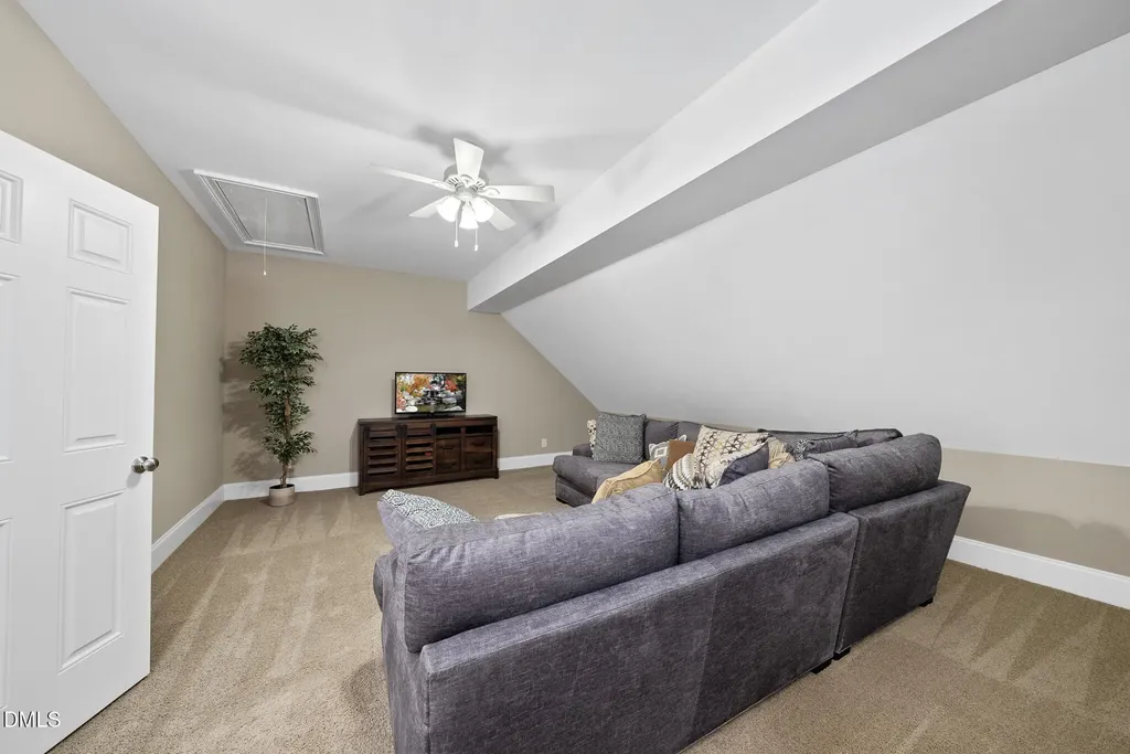 1008 High Trail Court Wake Forest NC 27587