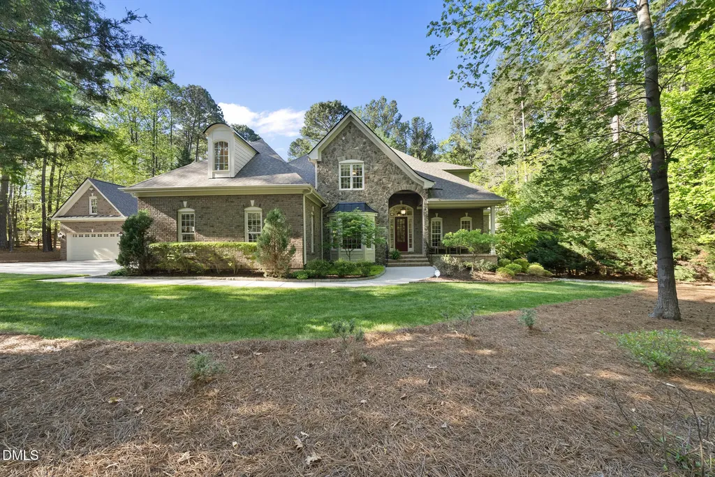 1008 High Trail Court Wake Forest NC 27587
