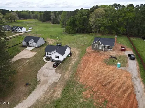 9574 Stallings Road Spring Hope NC 27882
