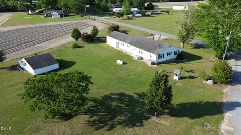 736 Core Road Dunn NC 28334