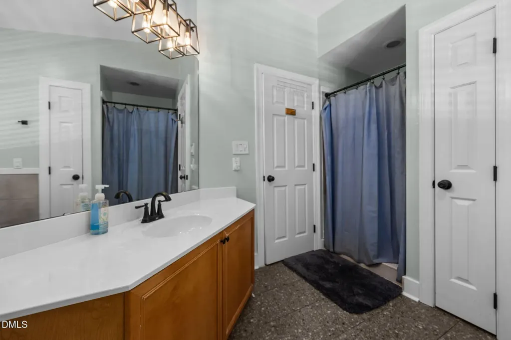 7100 Falls Glen Court Raleigh NC 27614