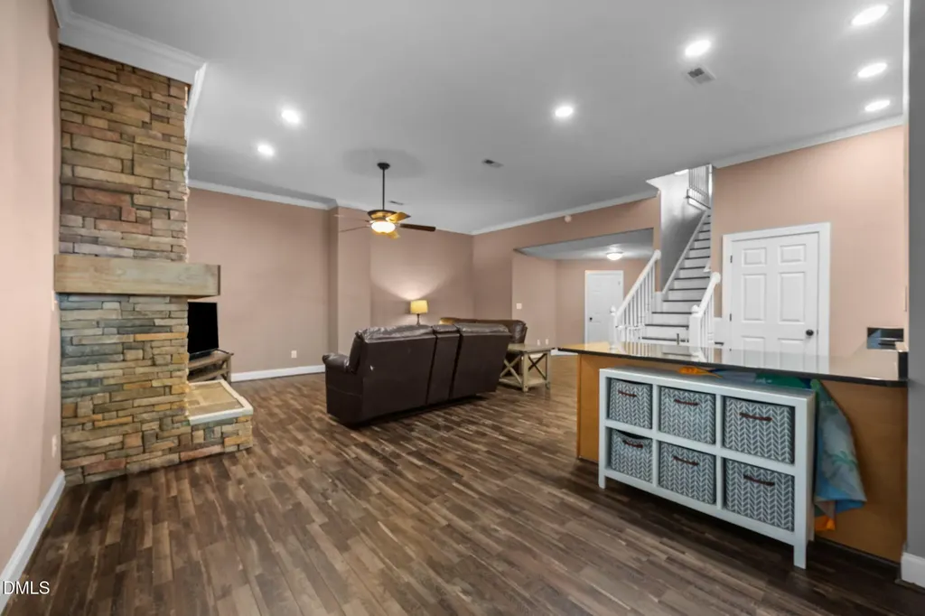 7100 Falls Glen Court Raleigh NC 27614