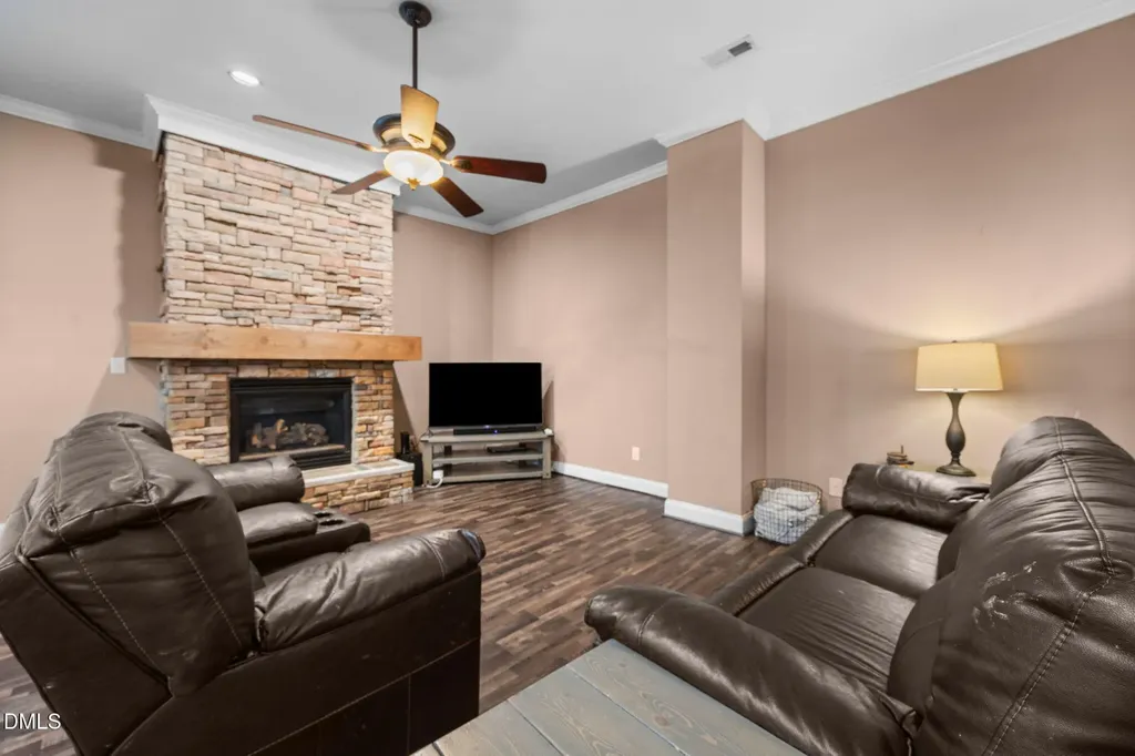 7100 Falls Glen Court Raleigh NC 27614
