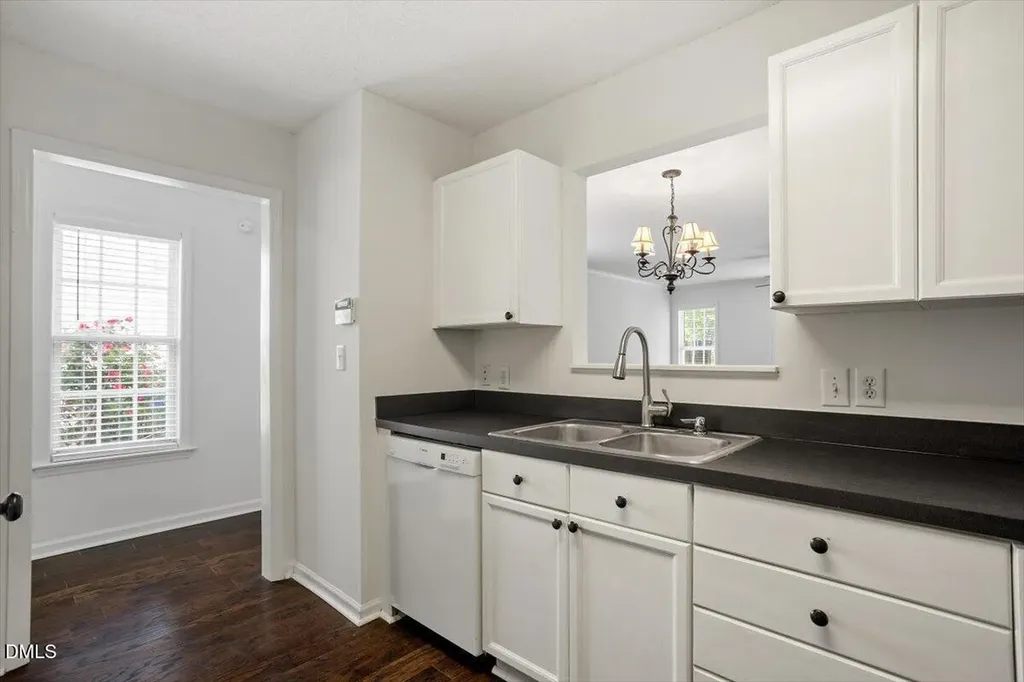 2025 Thornblade Drive Raleigh NC 27604