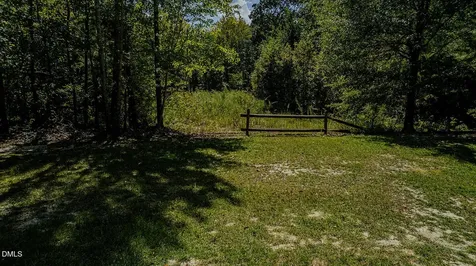 120 Lindsey Lane Eagle Springs NC 27242