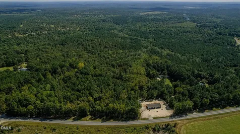 120 Lindsey Lane Eagle Springs NC 27242