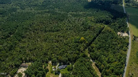120 Lindsey Lane Eagle Springs NC 27242