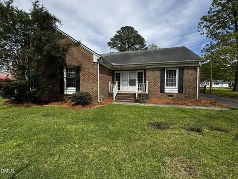 306 E 1st Street Kenly NC 27542