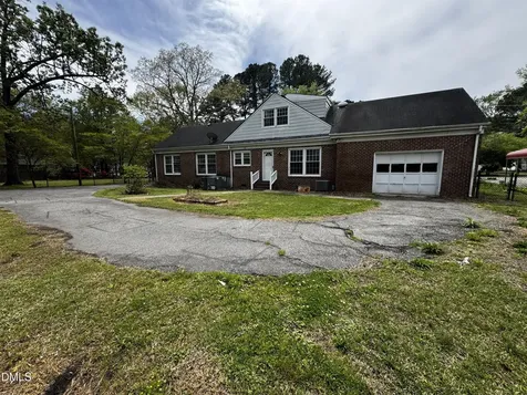 306 E 1st Street Kenly NC 27542