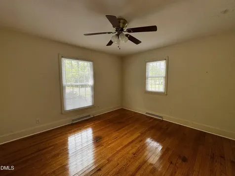306 E 1st Street Kenly NC 27542