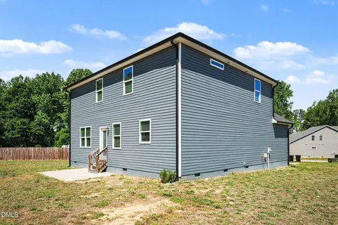 29 Little Sunshine Brook Smithfield NC 27577