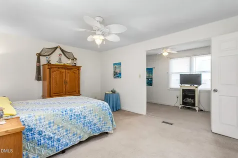 610 Larry Avenue Graham NC 27253