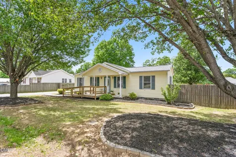 610 Larry Avenue Graham NC 27253