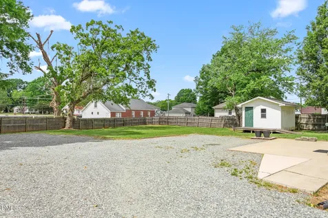 610 Larry Avenue Graham NC 27253