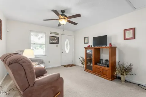 610 Larry Avenue Graham NC 27253