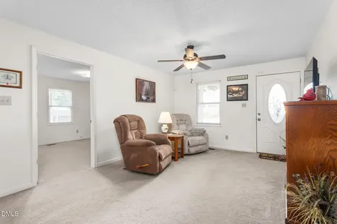 610 Larry Avenue Graham NC 27253
