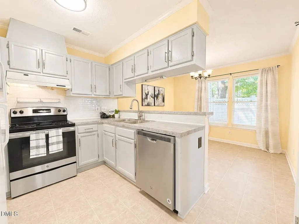 5010 Avenida Del Sol Drive Raleigh NC 27616
