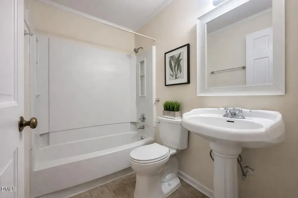 5010 Avenida Del Sol Drive Raleigh NC 27616